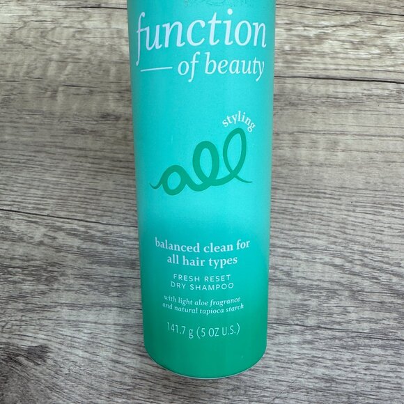 Bundle Of 3 Function Of Beauty Clarifying Shampoo, Hair Spray, Dry Shampoo - Picture 12 of 16